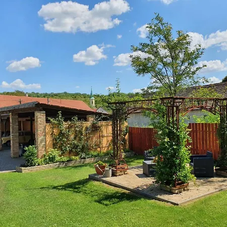 Casa Mama Met Prive Zwembad Villa